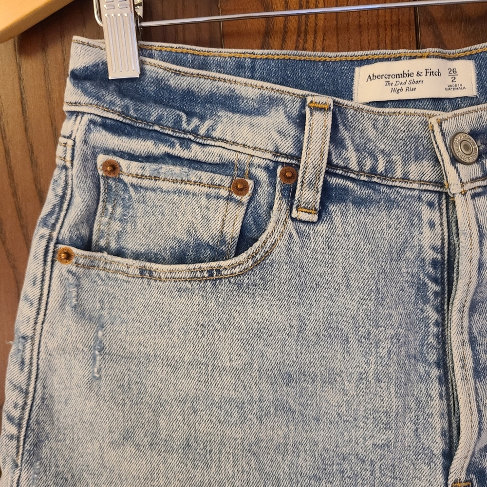 Abercrombie & Fitch The Dad Short High Rise Acid Wash Jean Shorts Size 26 2 - Picture 2 of 7